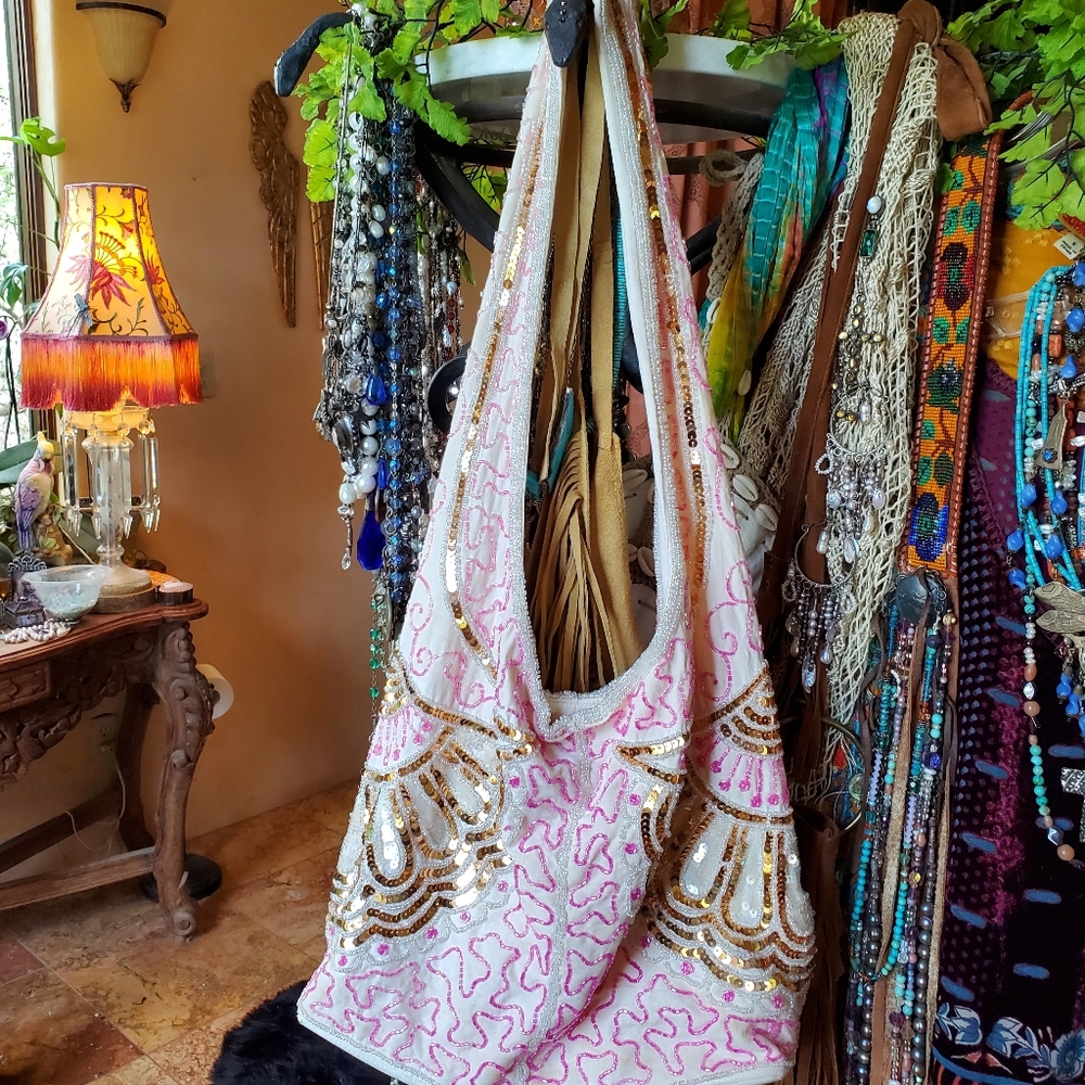 BEAUTIFUL BEADED & SEQUIN BAG NWOT